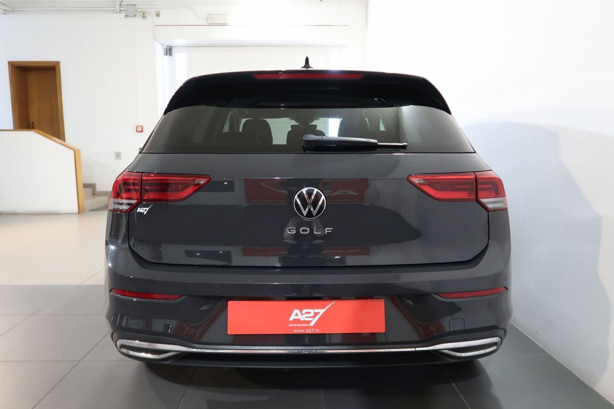 Volkswagen Golf 1.0 TSI EVO Life (9)