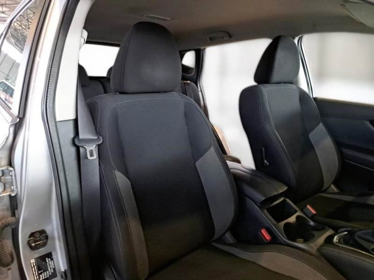 Nissan Qashqai 1.3 DIG-T 160 CV DCT Business (7)