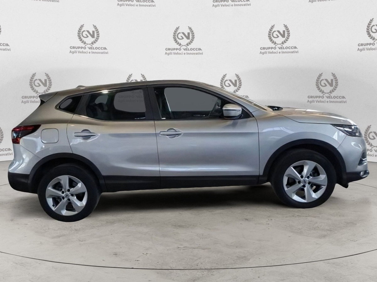 Nissan Qashqai 1.3 DIG-T 160 CV DCT Business (9)