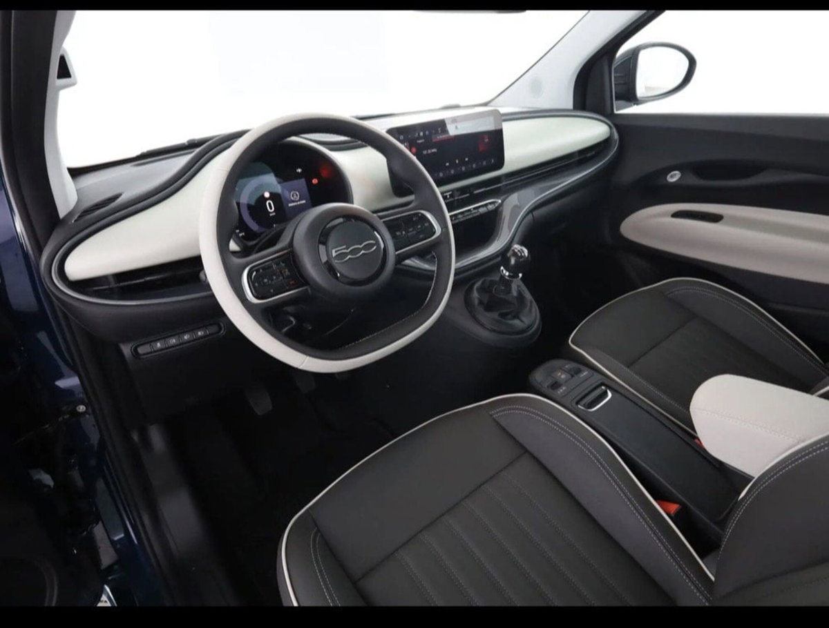 Fiat 500 1.0 hybrid La Prima (7)