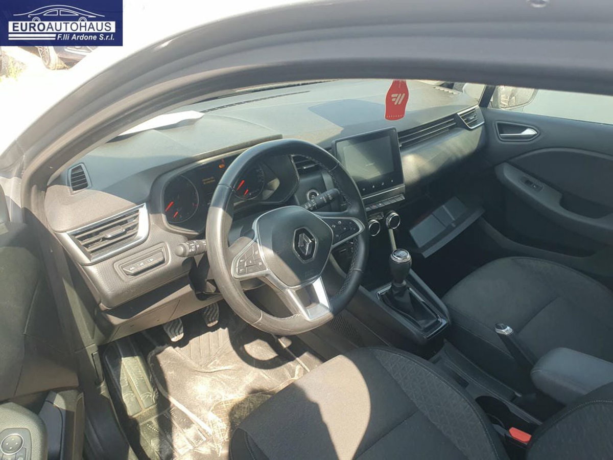 Renault Clio TCe 90 CV 5 porte Equilibre (4)