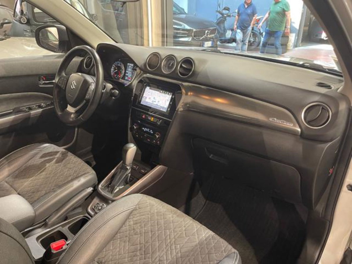 Suzuki Vitara 1.4 Hybrid 4WD AllGrip Easy Top (18)