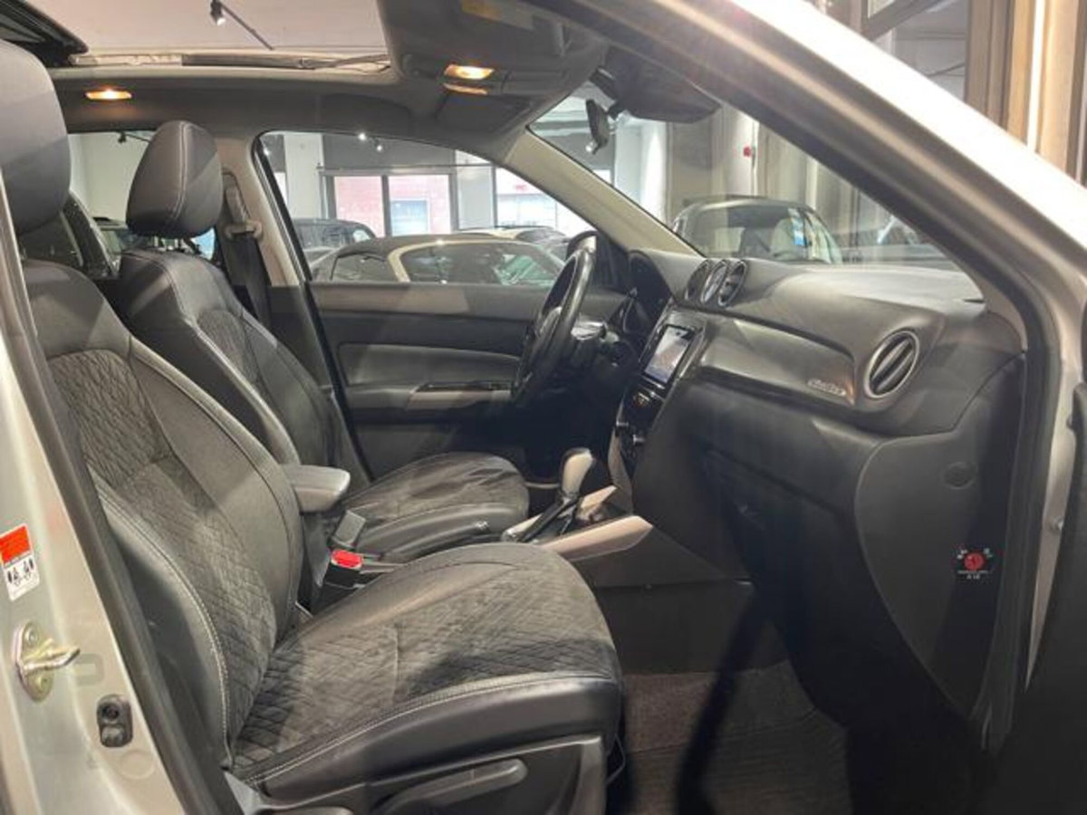 Suzuki Vitara 1.4 Hybrid 4WD AllGrip Easy Top (7)
