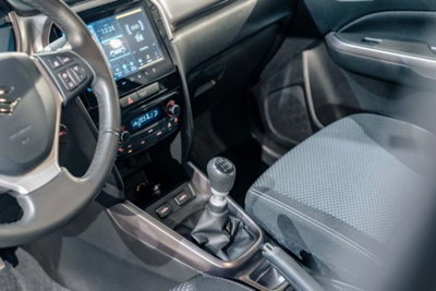 Suzuki Vitara 1.4 Hybrid Easy Top (12)