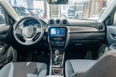 Suzuki Vitara 1.4 Hybrid Easy Top (8)