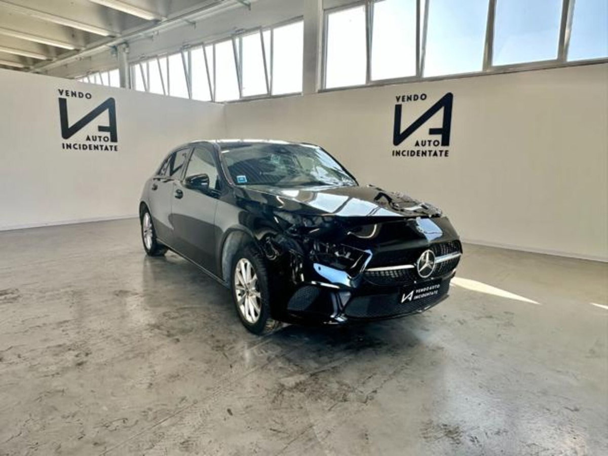 Mercedes-Benz Classe A Sedan 180 d Automatic 4p. Business