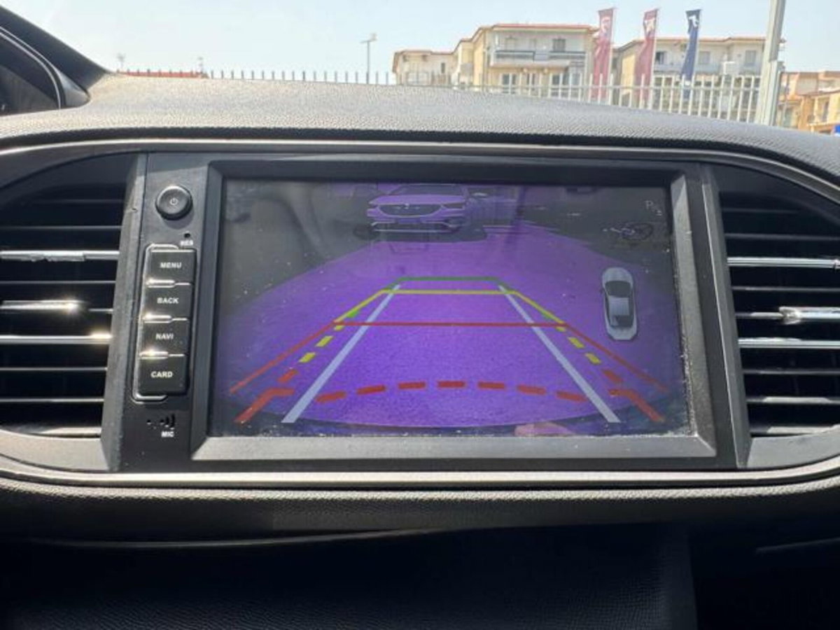 Peugeot 308 BlueHDi 100 S&S Access (14)