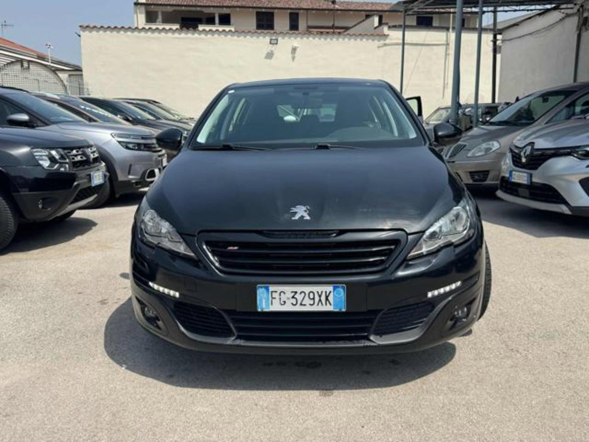 Peugeot 308 BlueHDi 100 S&S Access (2)
