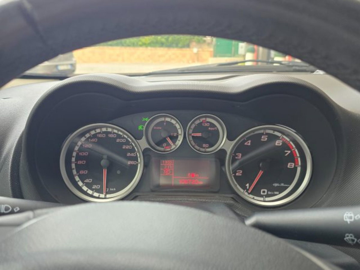 Alfa Romeo MiTo 1.4 78 CV 8V S&S Junior (6)