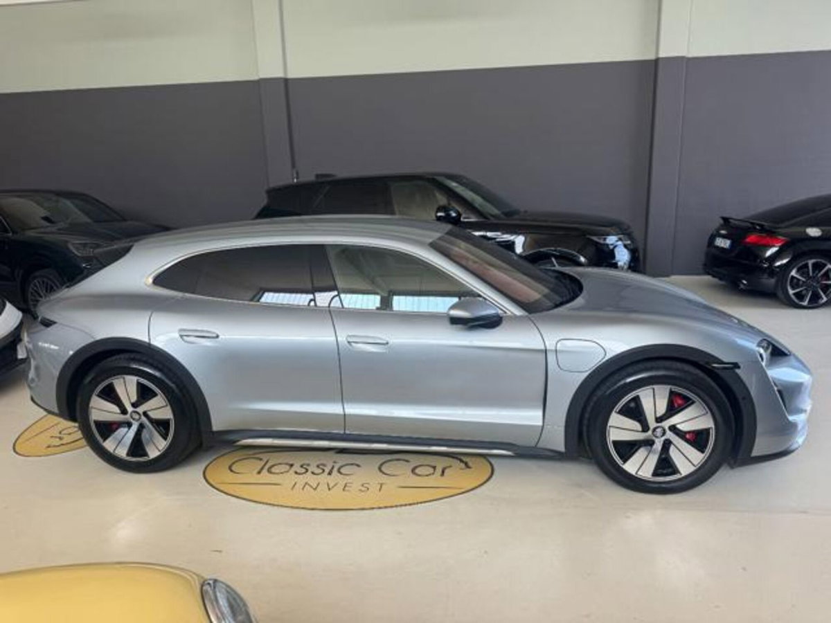 Porsche Taycan Cross Turismo Cross Turismo 4S 5p.ti (4)