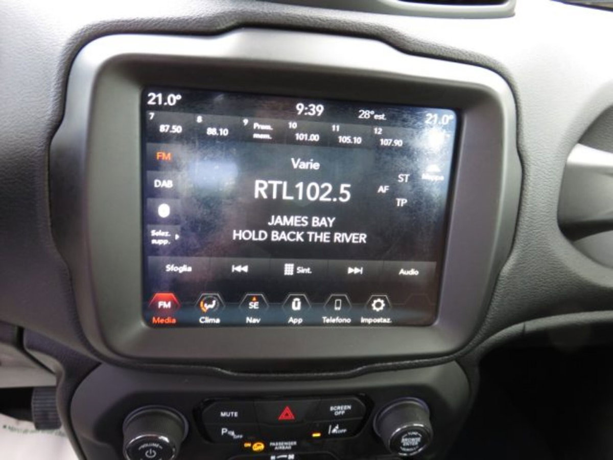 Jeep Renegade 2.0 Mjt 140CV 4WD Active Drive Longitude (13)