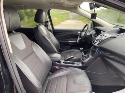 Ford Kuga 2.0 TDCI 120 CV S&S 2WD Titanium (16)