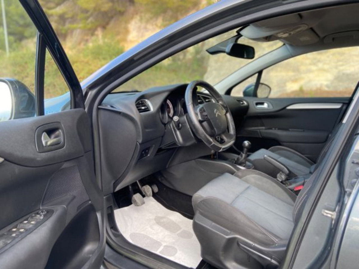 Citroen C4 1.6 HDi 90 Attraction (12)