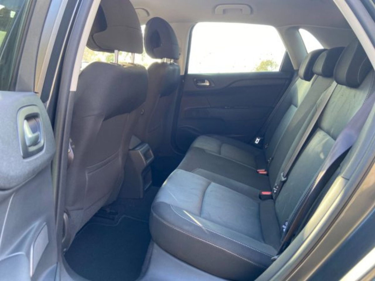 Citroen C4 1.6 HDi 90 Attraction (16)
