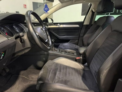 Volkswagen Passat Variant 2.0 TDI DSG Executive BlueMotion Tech. (11)