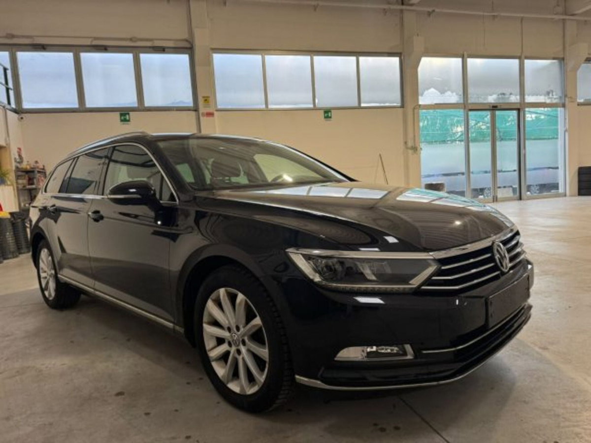 Volkswagen Passat Variant 2.0 TDI DSG Executive BlueMotion Tech. (2)