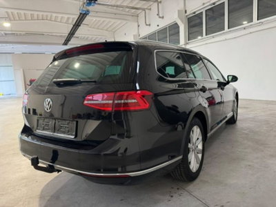 Volkswagen Passat Variant 2.0 TDI DSG Executive BlueMotion Tech. (4)