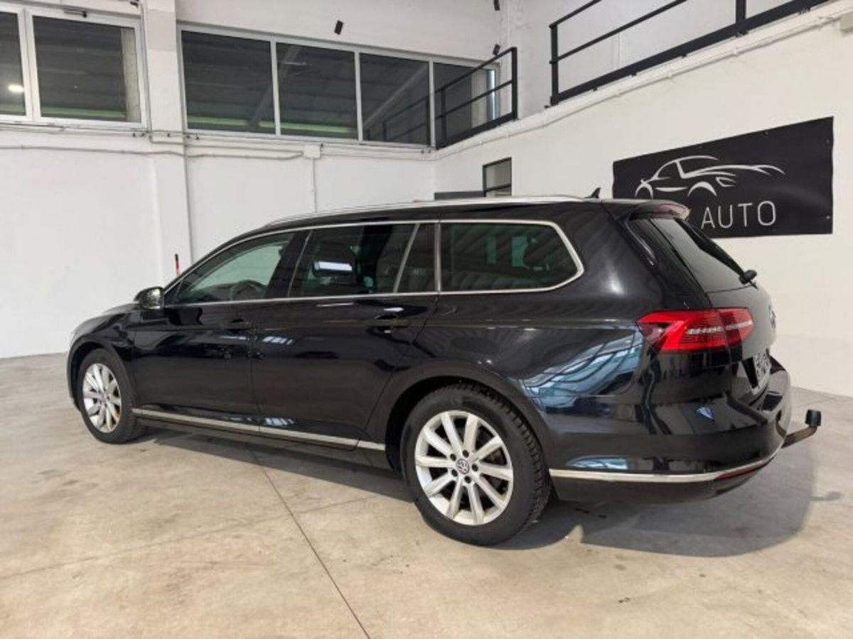 Volkswagen Passat Variant 2.0 TDI DSG Executive BlueMotion Tech. (6)