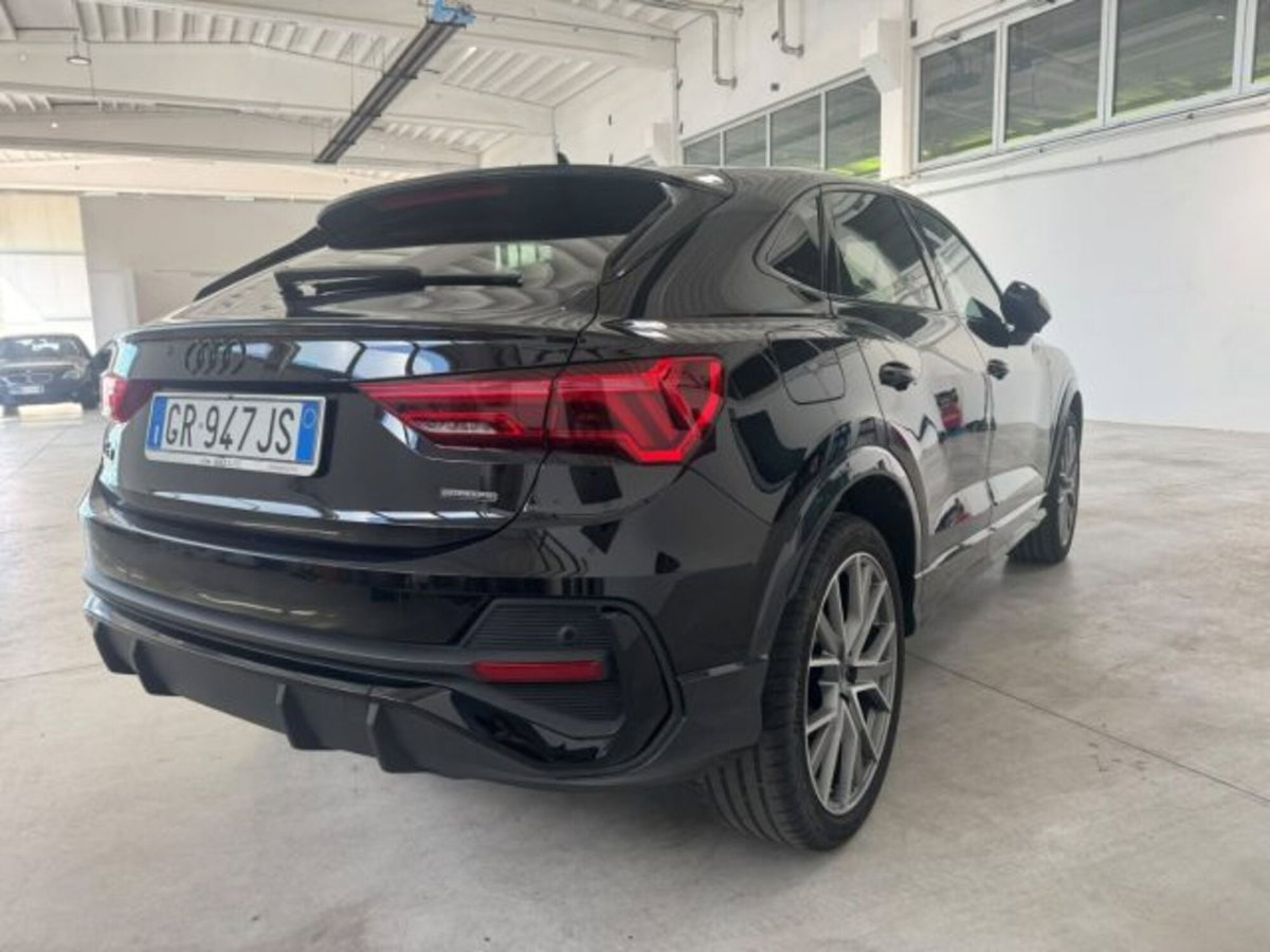 Audi Q3 Sportback 35 TDI quattro S tronic S line edition (4)