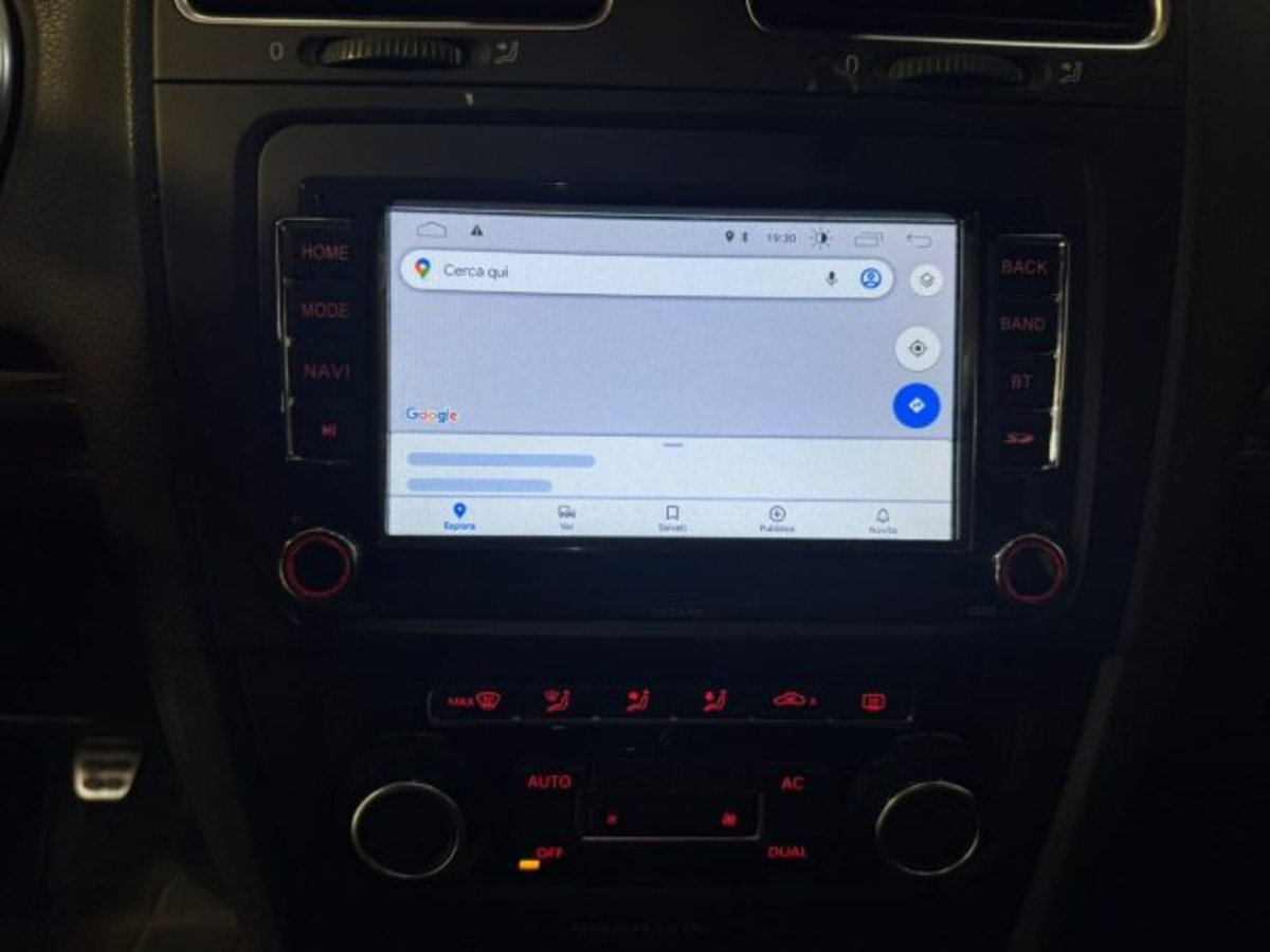 Volkswagen Golf 2.0 TSI 3p. GTI (15)
