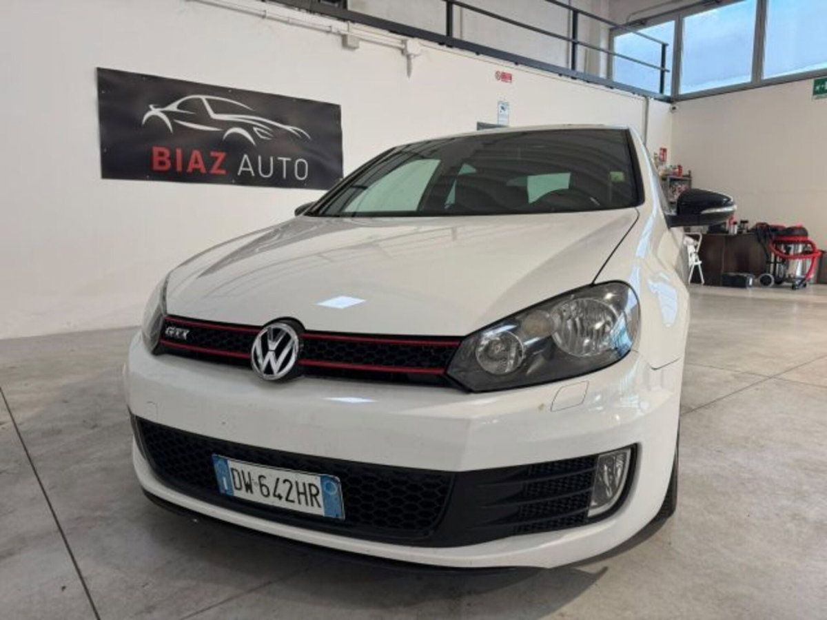 Volkswagen Golf 2.0 TSI 3p. GTI (7)