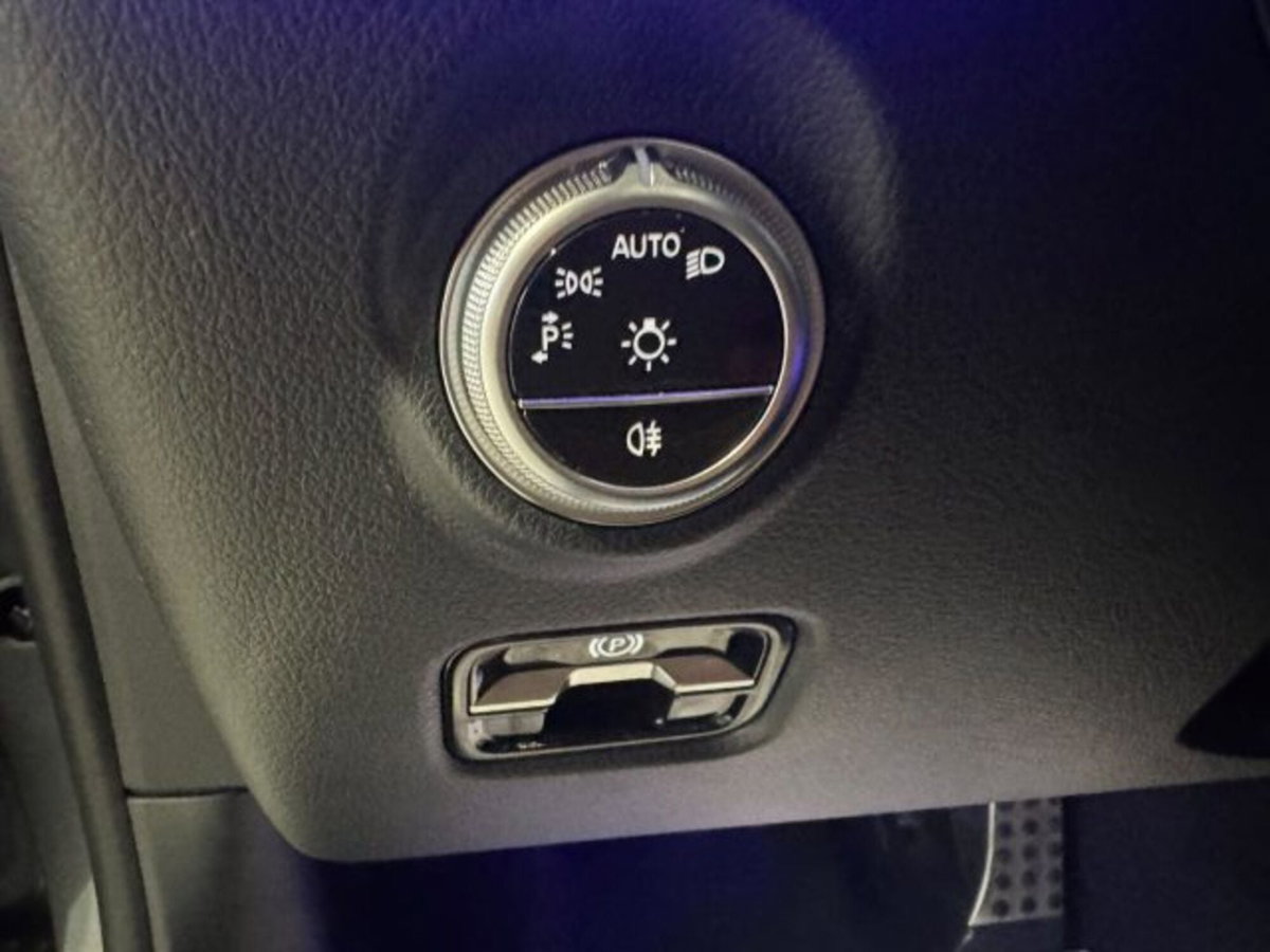 Mercedes-Benz Classe C Station Wagon 220 d Mild hybrid Premium Pro (19)