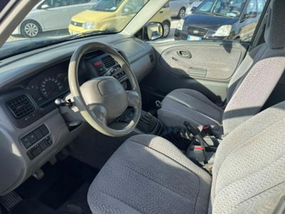 Suzuki Grand Vitara TDI S.W. (9)