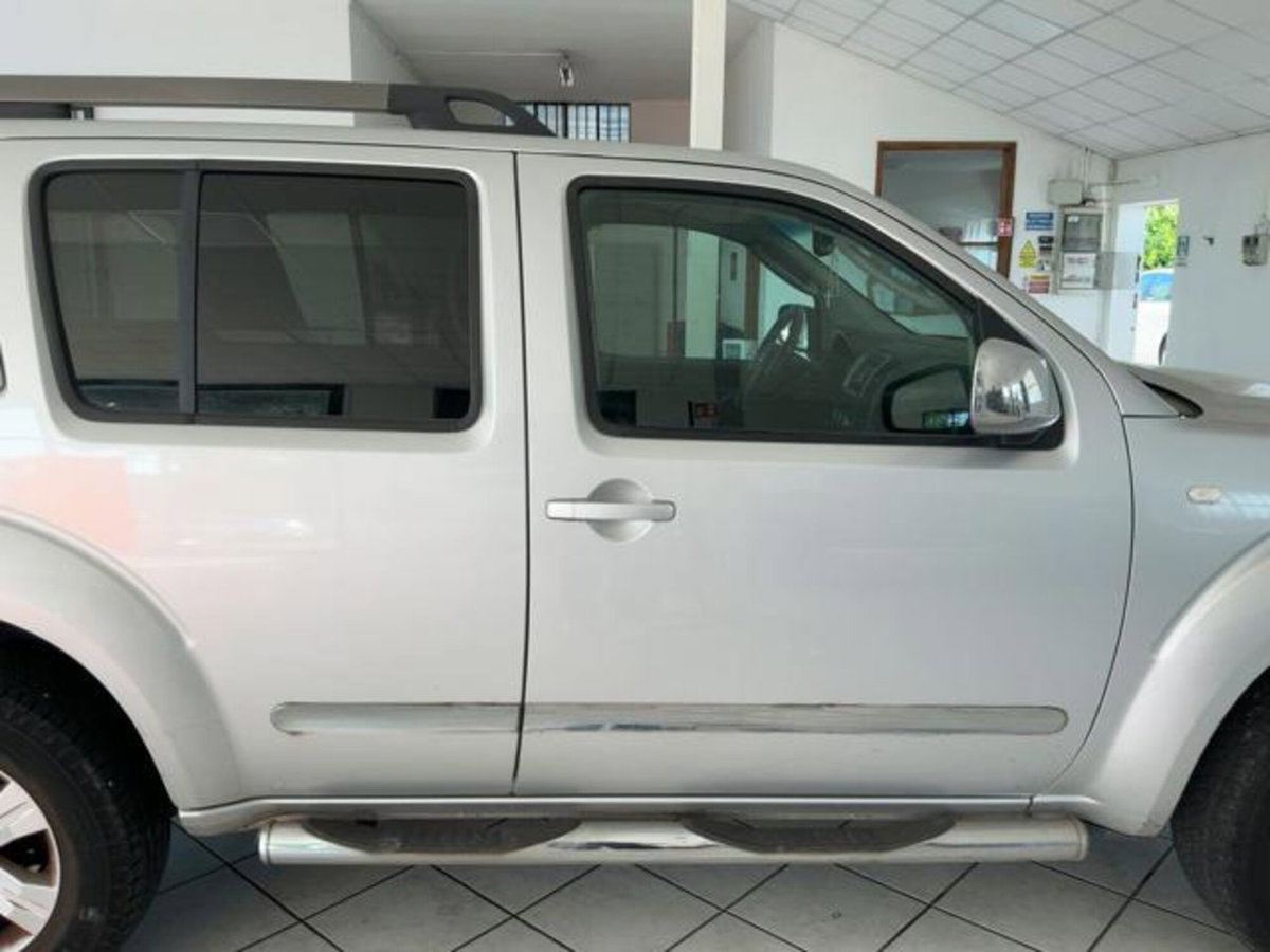 Nissan Pathfinder dCi LE (11)
