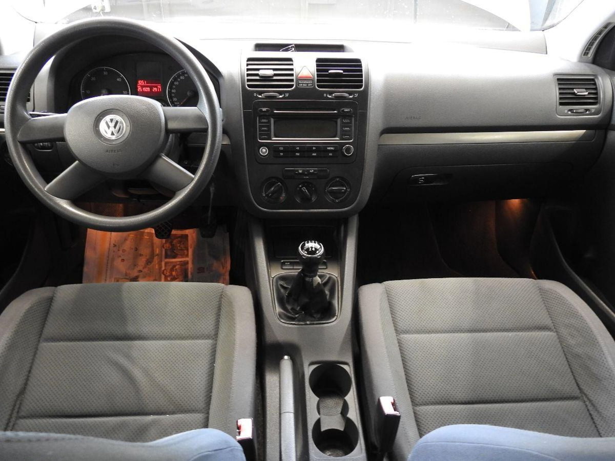 Volkswagen Golf 1.9 TDI 5p. Trendline (12)