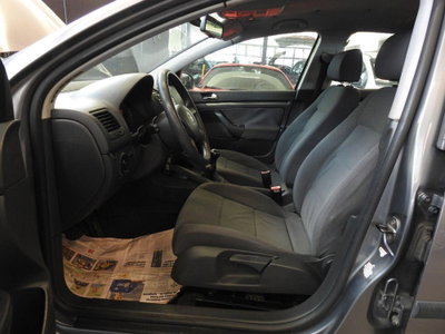 Volkswagen Golf 1.9 TDI 5p. Trendline (16)
