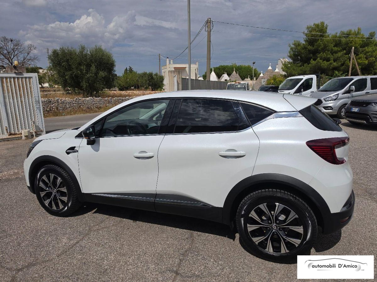 Renault Captur Mild Hybrid 140 CV Techno (4)