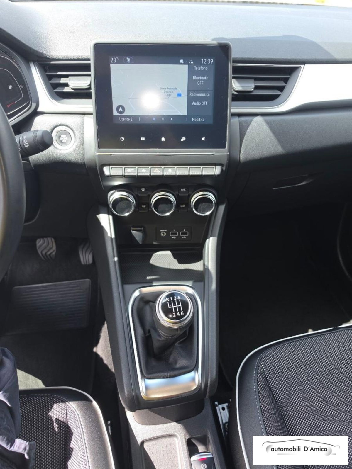 Renault Captur Mild Hybrid 140 CV Techno (8)