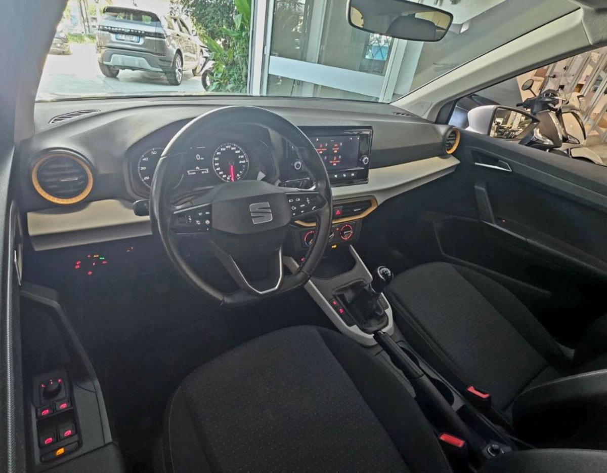SEAT Arona 1.0 EcoTSI Reference (12)