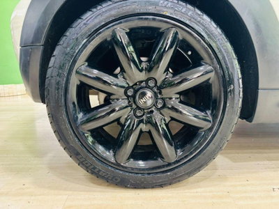 MINI Mini 1.6 16V Cooper D (10)