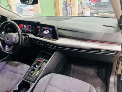 Volkswagen Golf 2.0 TDI 150 CV DSG 1st Edition Style (15)