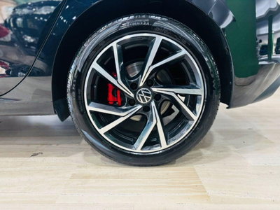 Volkswagen Golf 2.0 TDI 150 CV DSG 1st Edition Style (8)