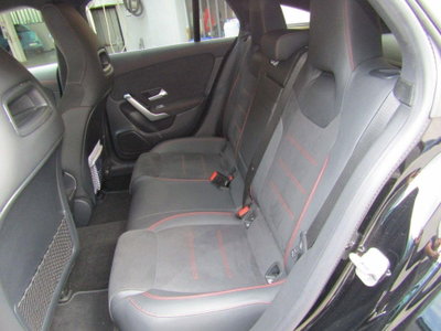 Mercedes-Benz CLA Shooting Brake 180 d Shooting Brake Premium (7)