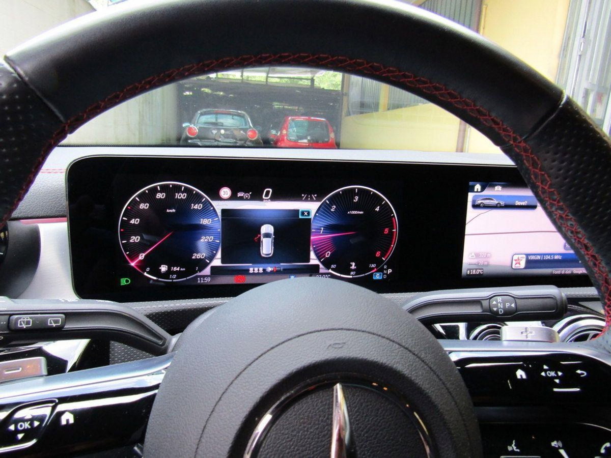 Mercedes-Benz CLA Shooting Brake 180 d Shooting Brake Premium (9)