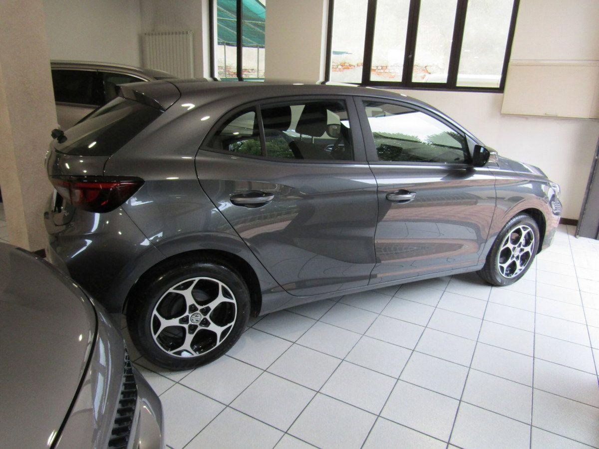Mg MG3 1.5 Standard