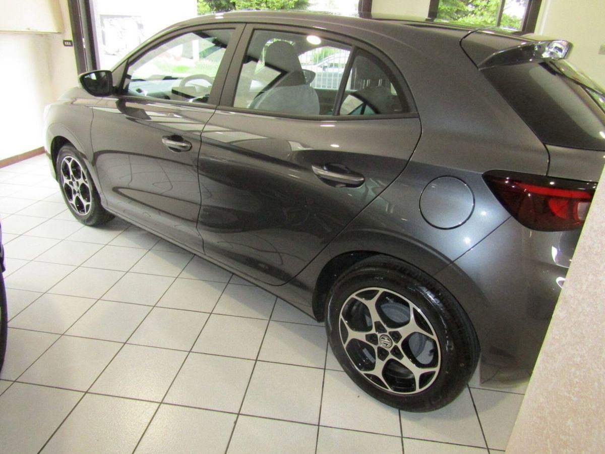 Mg MG3 1.5 Standard (4)