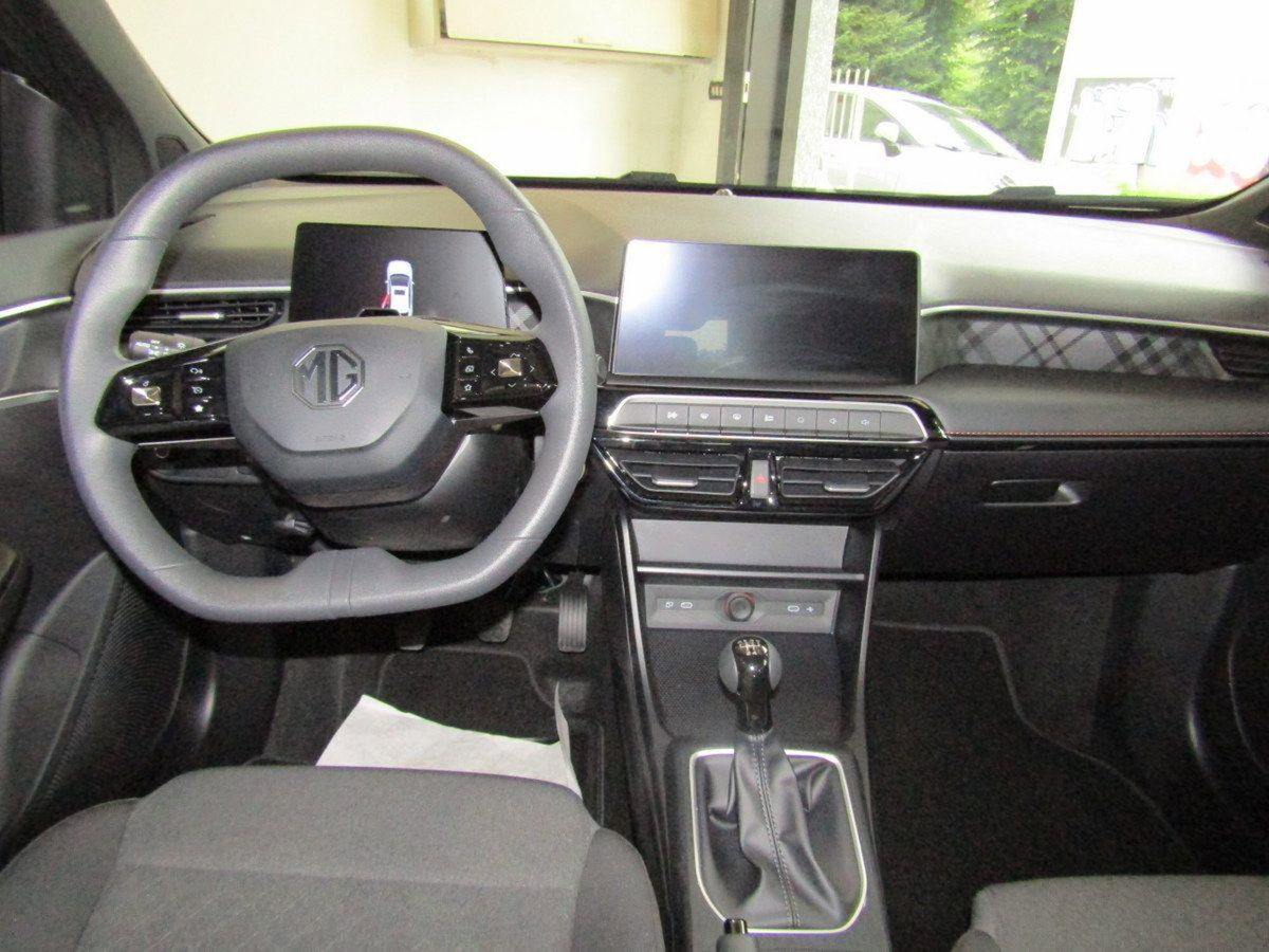 Mg MG3 1.5 Standard (7)