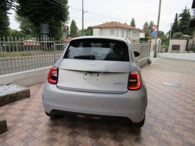 Fiat 500 1.0 hybrid La Prima (3)
