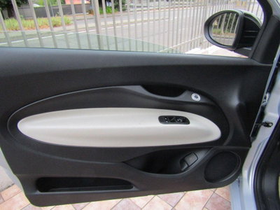 Fiat 500 1.0 hybrid La Prima (7)