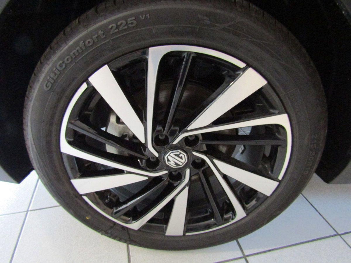 Mg ZS ZS 1.5 Luxury (11)