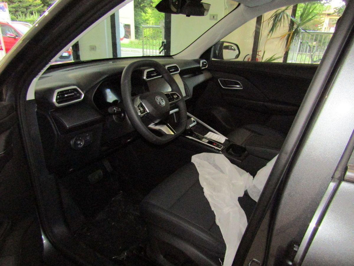 Mg ZS ZS 1.5 Luxury (5)
