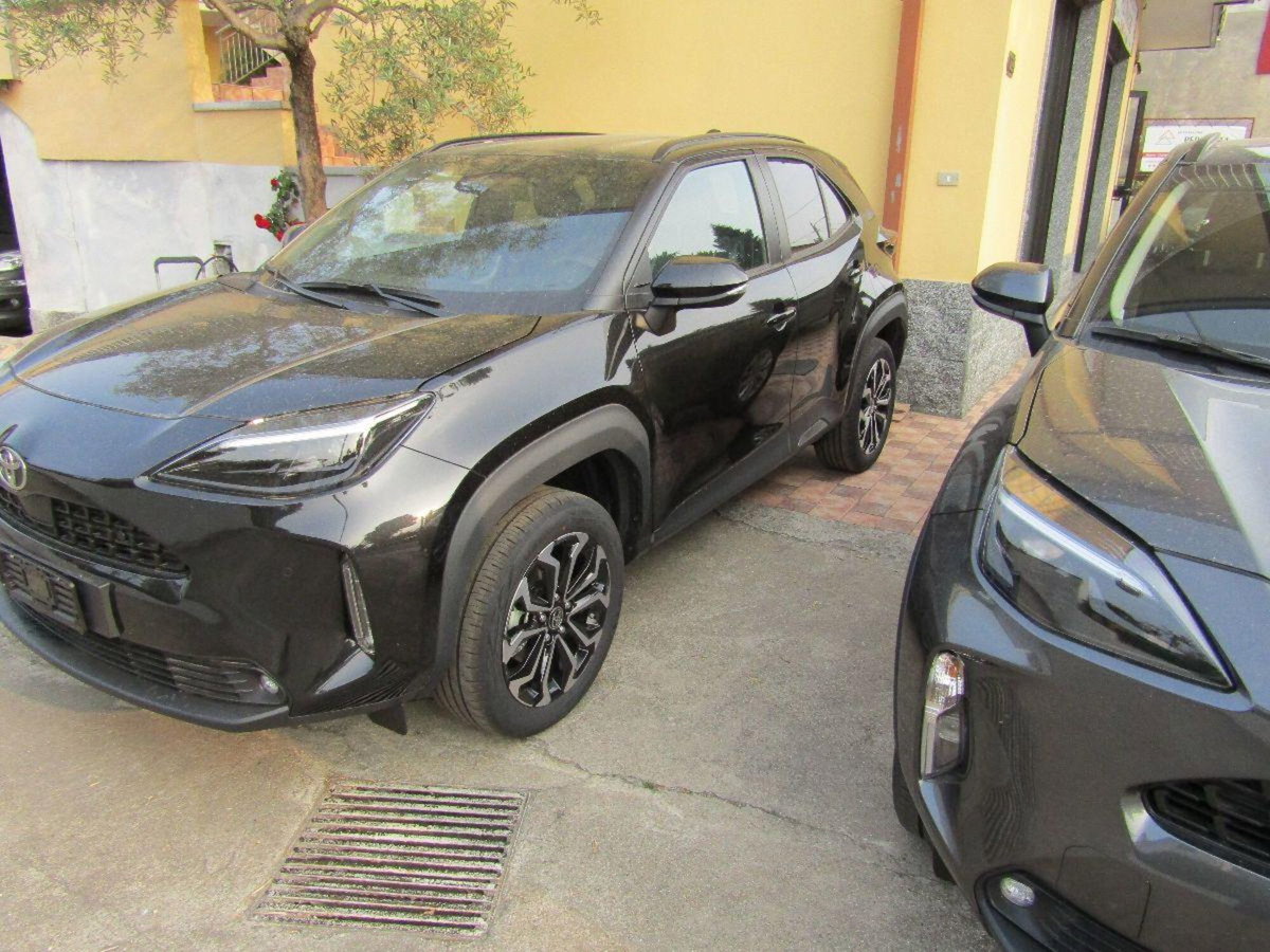 Toyota Yaris Cross Trend fwd 130cv e-cvt (15)