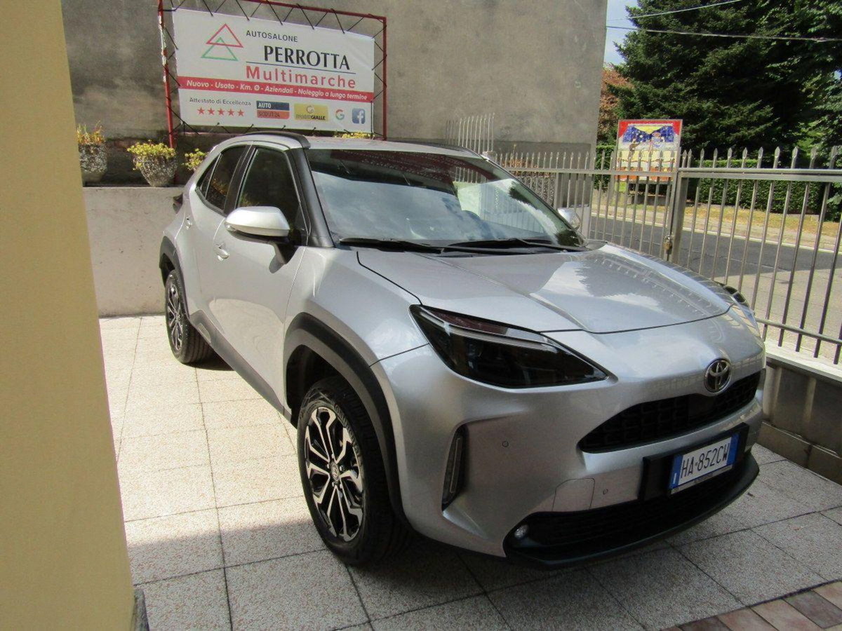Toyota Yaris Cross Trend fwd 130cv e-cvt (2)