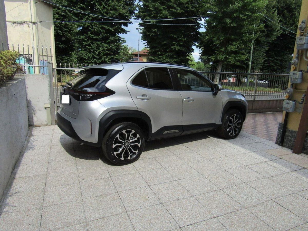Toyota Yaris Cross Trend fwd 130cv e-cvt (3)