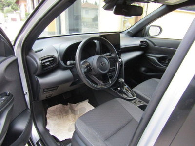 Toyota Yaris Cross Trend fwd 130cv e-cvt (9)
