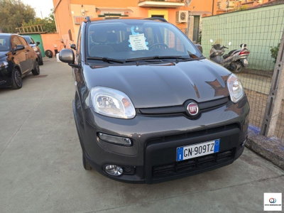 Fiat Panda 1.0 FireFly S&S Hybrid City Cross (2)